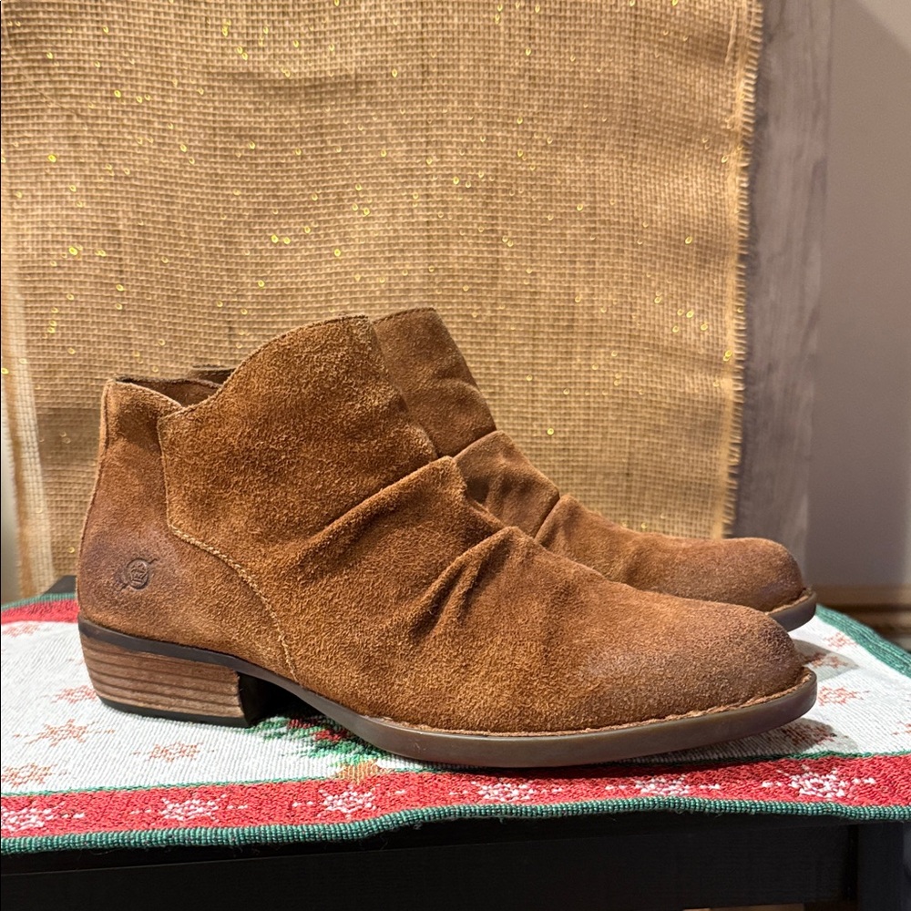 All leather “BORN” cognac ankle boots size 10